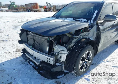 2021 Toyota Highlander Xle из США, поврежденный, VIN 5TDHZRBH8MS556446